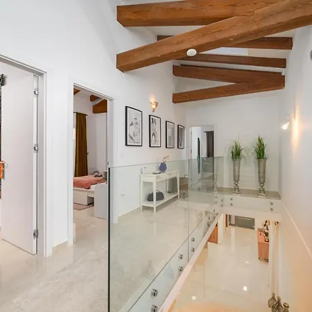 Linnelle Seaview- Rovinj, Heated Pool * Burići