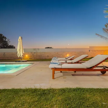Linnelle Seaview- Rovinj, Heated Pool ヴィラ *