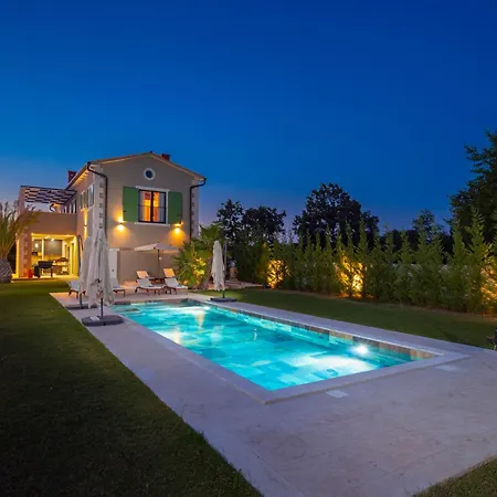 Linnelle Seaview- Rovinj, Heated Pool * Burići