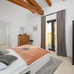Villa Linnelle Seaview- Rovinj, Heated Pool