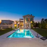 Linnelle Seaview- Rovinj, Heated Pool * Burići