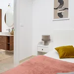Linnelle Seaview- Rovinj, Heated Pool Villa *