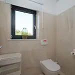 Linnelle Seaview- Rovinj, Heated Pool * Burići
