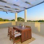 Linnelle Seaview- Rovinj, Heated Pool Villa Burići