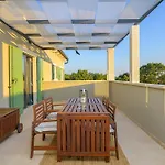 Linnelle Seaview- Rovinj, Heated Pool Villa