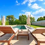 Villa Linnelle Seaview- Rovinj, Heated Pool Burići