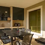 Linnelle Seaview- Rovinj, Heated Pool Villa