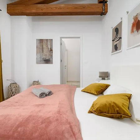 Linnelle Seaview- Rovinj, Heated Pool Villa *