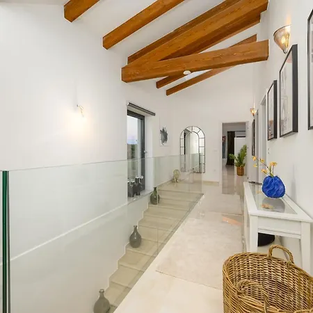 Linnelle Seaview- Rovinj, Heated Pool