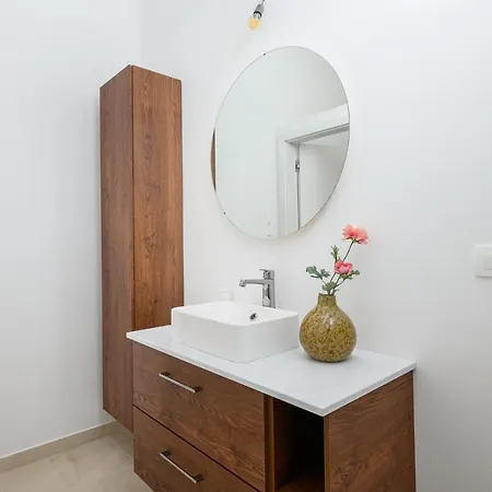 Linnelle Seaview- Rovinj, Heated Pool Villa Burici