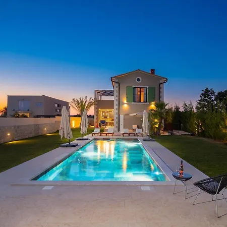 Linnelle Seaview- Rovinj, Heated Pool * Burici