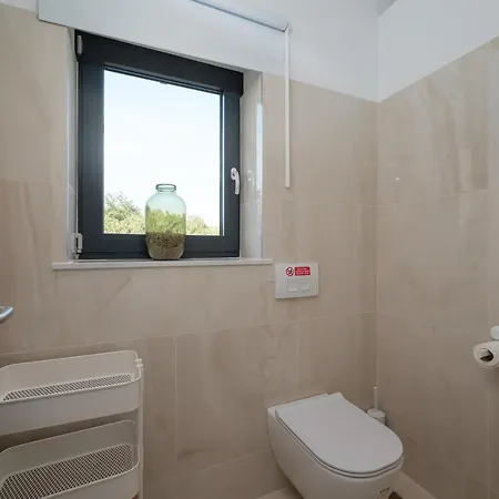 Linnelle Seaview- Rovinj, Heated Pool * Burici