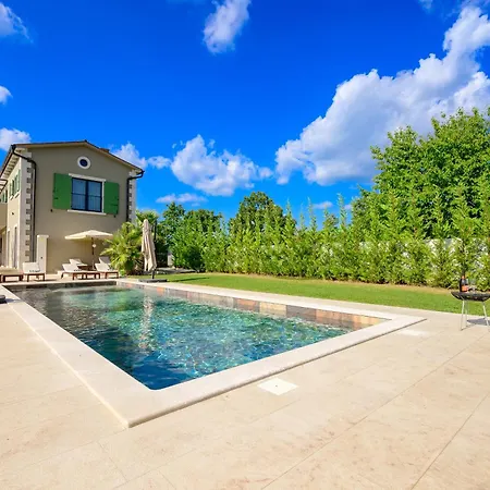 Linnelle Seaview- Rovinj, Heated Pool *