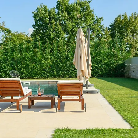 Villa Linnelle Seaview- Rovinj, Heated Pool