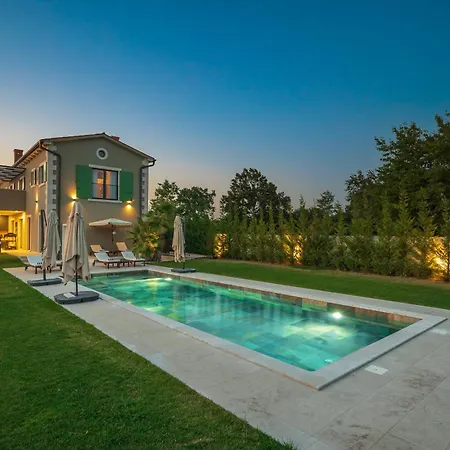 Linnelle Seaview- Rovinj, Heated Pool Burici